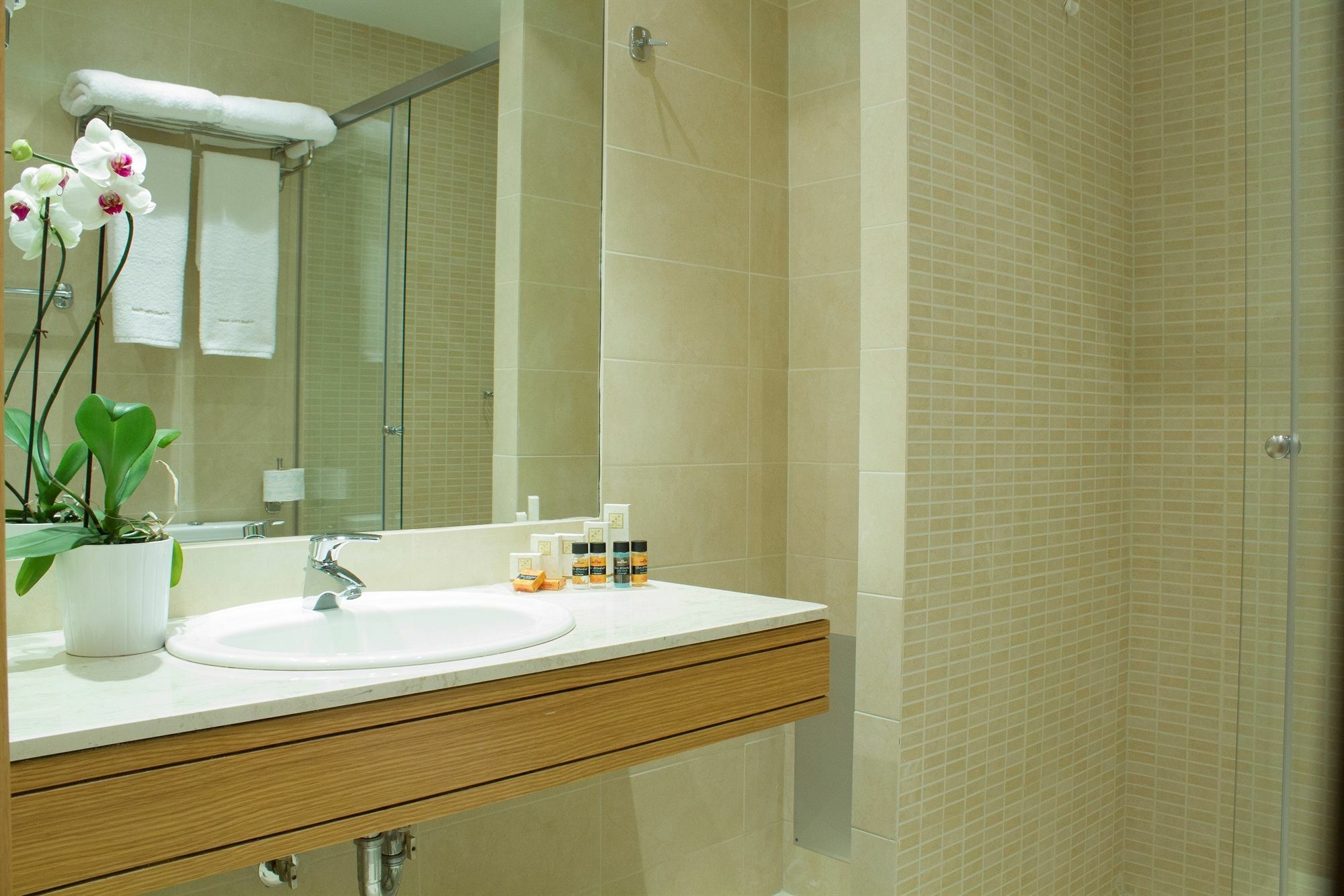 Tripoli City Hotel מראה חיצוני תמונה